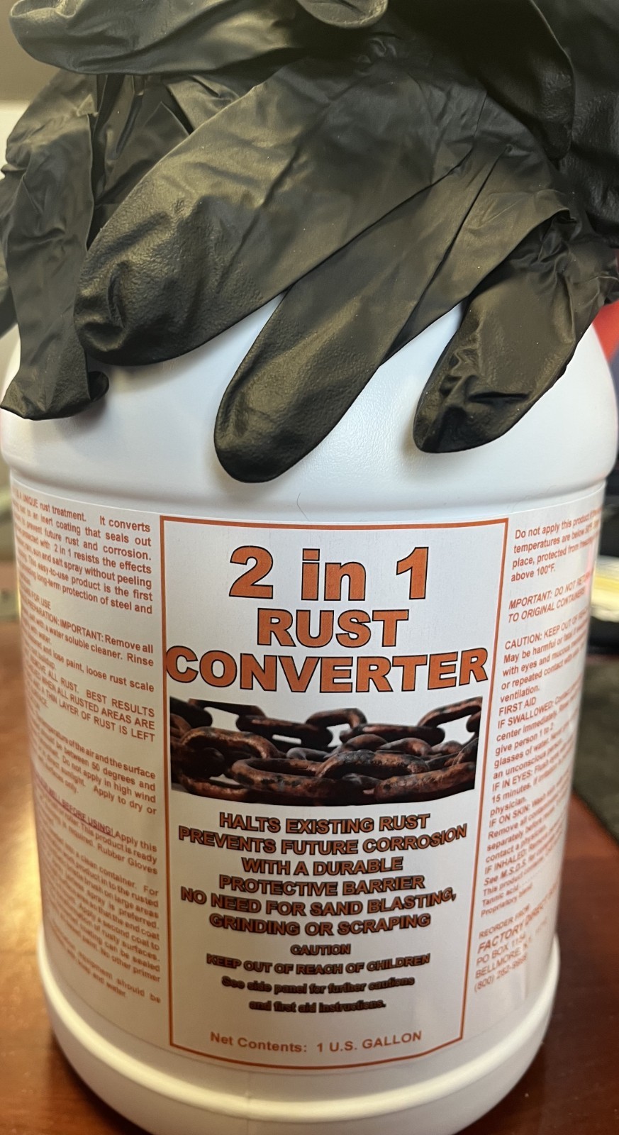 2 in 1 RUST CONVERTER AND 2 PAIR OF GLOVES