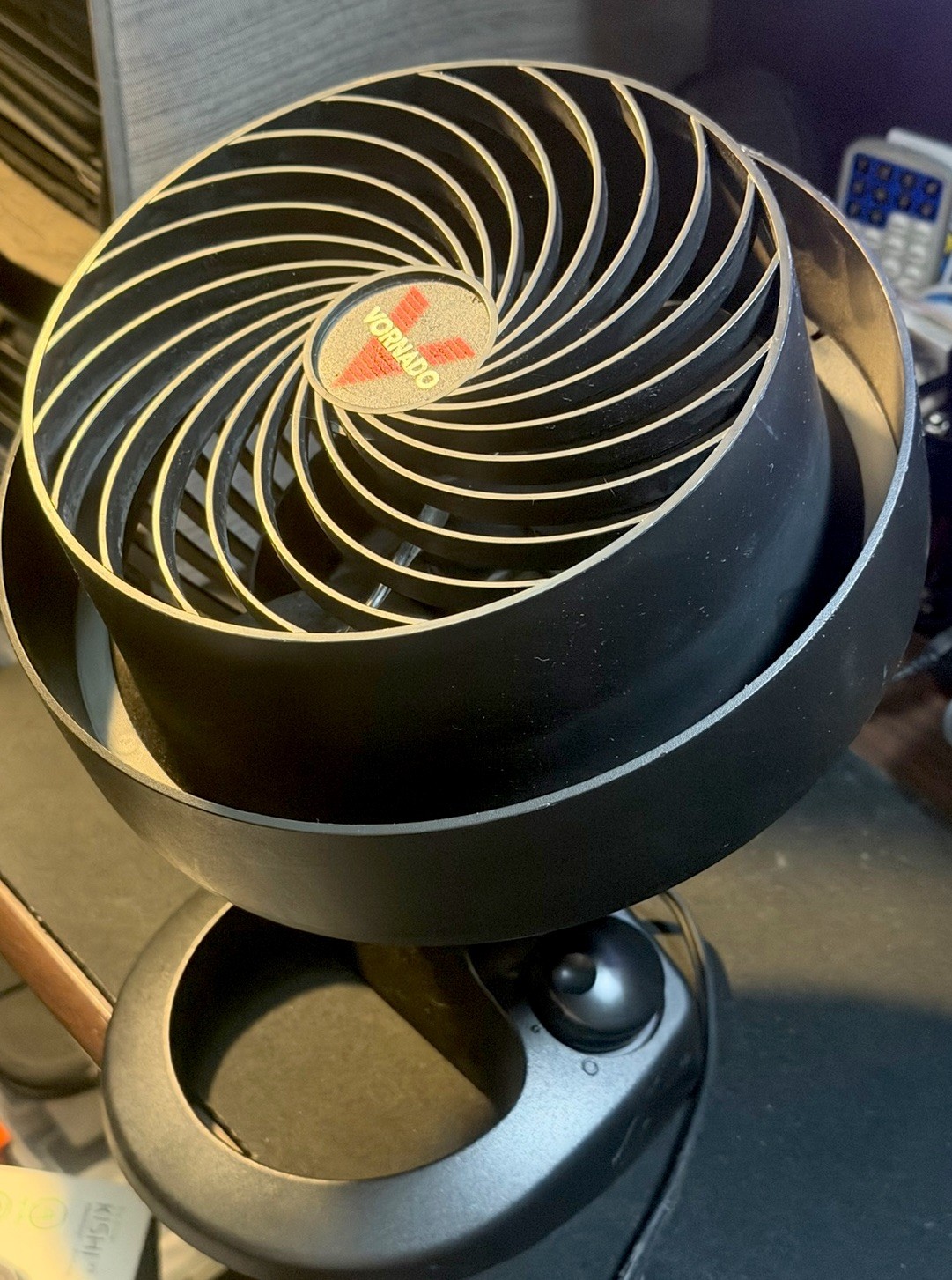 Vornado 530 Compact Whole Room Air Circulator Fan, Black – Works Great!