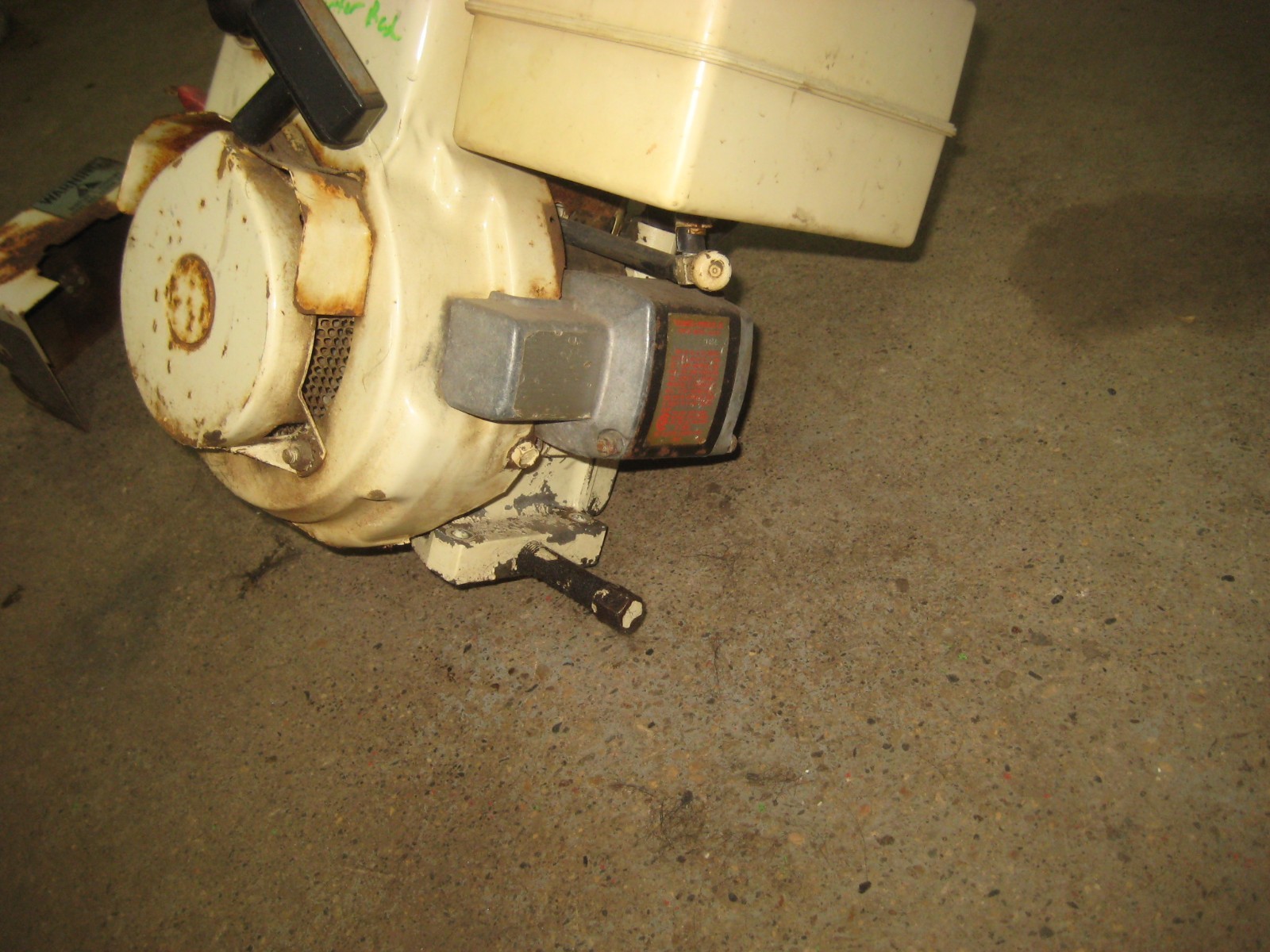 Tecumseh 5 hp Horizontal Shaft Engine W/Electric Start a Vintage Snowblower