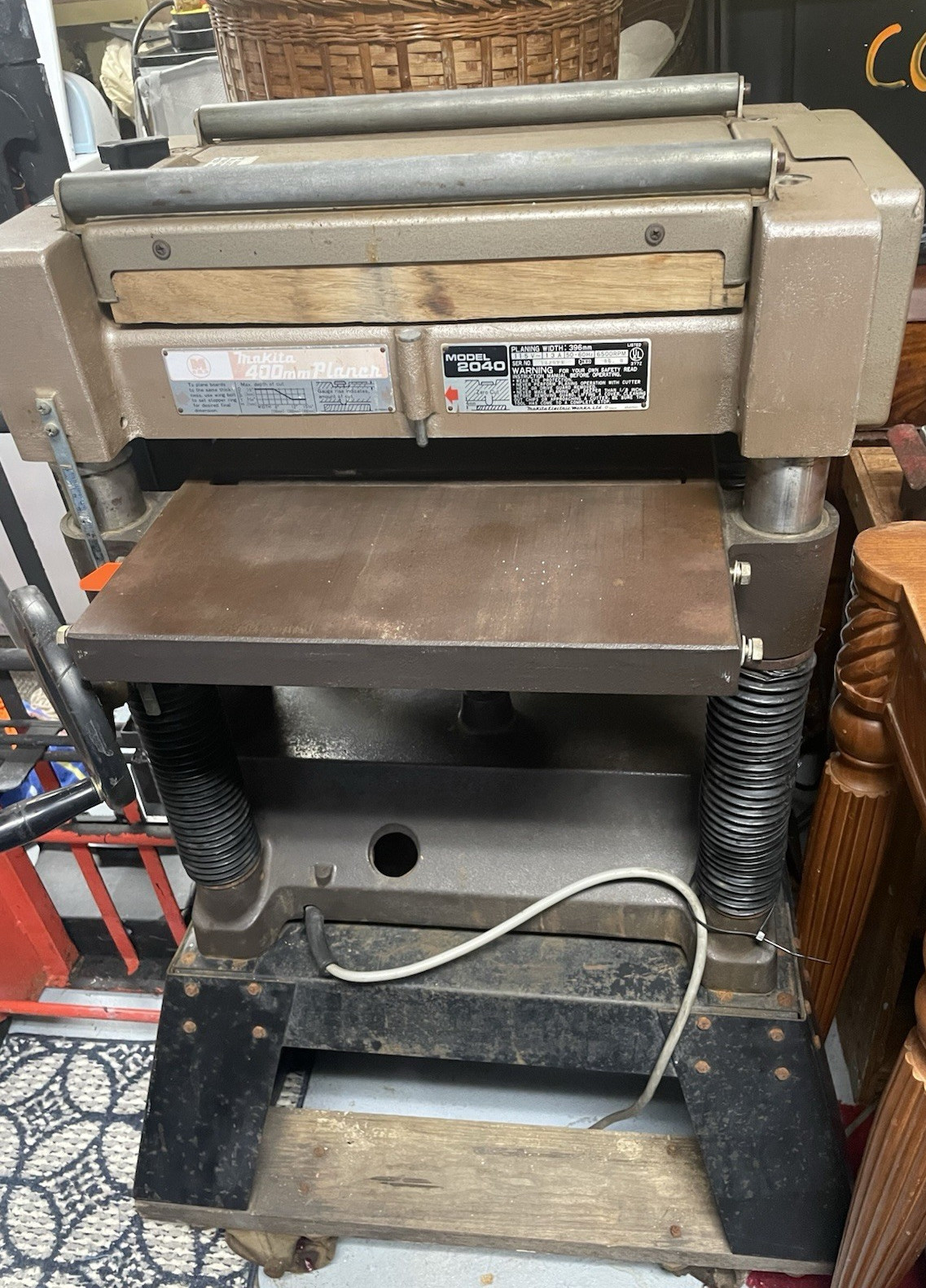 Makita 2040 Thickness Planer 15-1/2 in Corded Electric 115V Gray