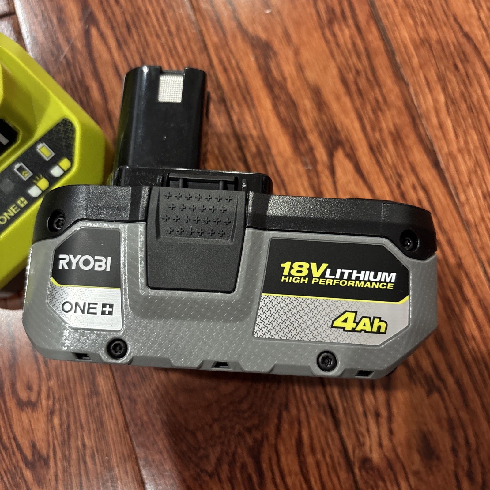 NEW RYOBI ONE+ HP 18V 4.0Ah High Performance Battery PBP004 With New Charger