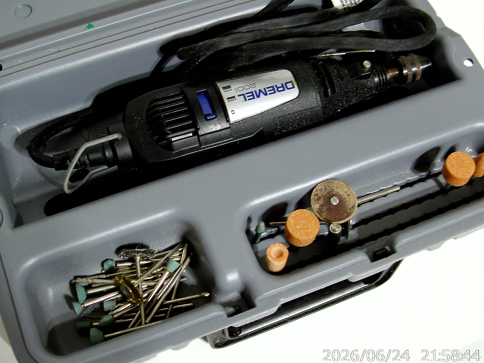 Dremel 200121 120V 2 Speed Rotary Tool Kit