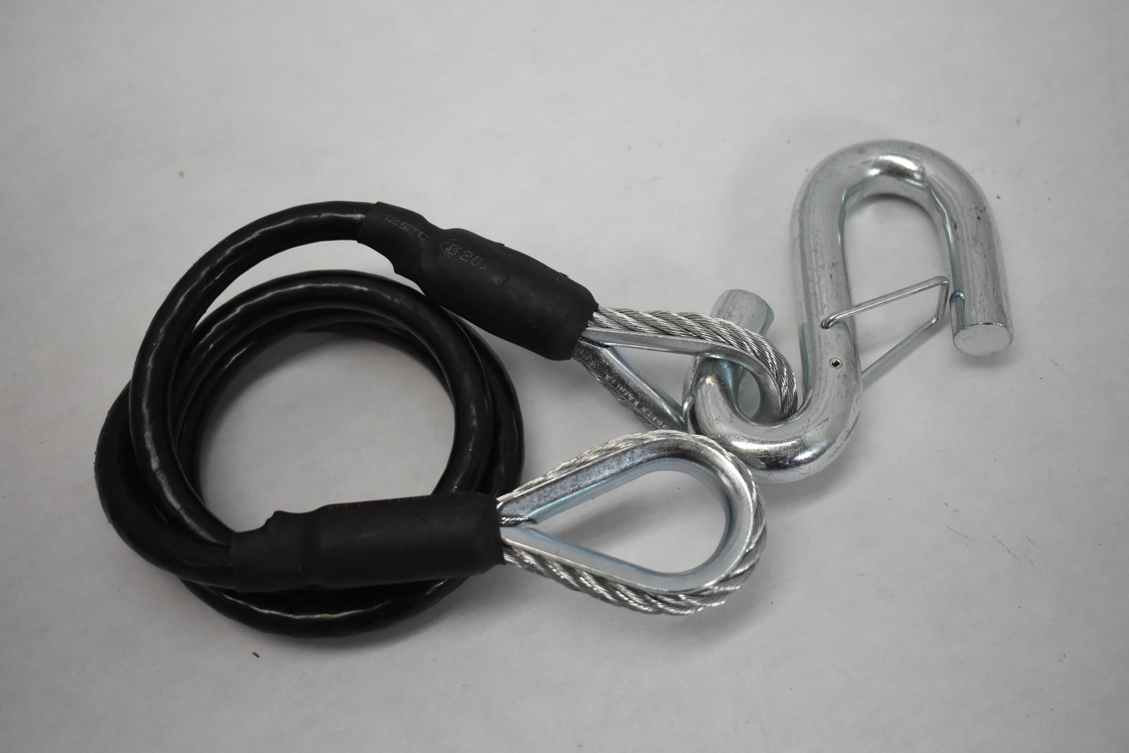 Vinyl Coated Steel Wire Rope Cable with S-Hook Thimble Loops Trailer Tie Down