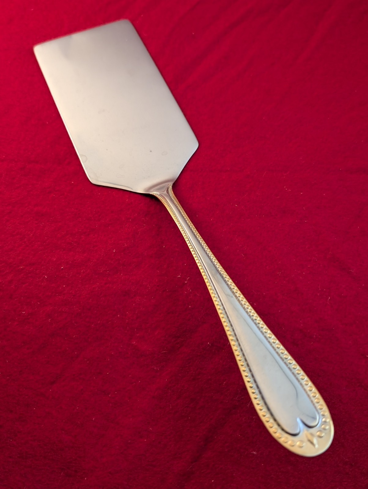 Unknown MFg UNF753 Gold Beaded Accent Stainless Lasagna Server Flatware