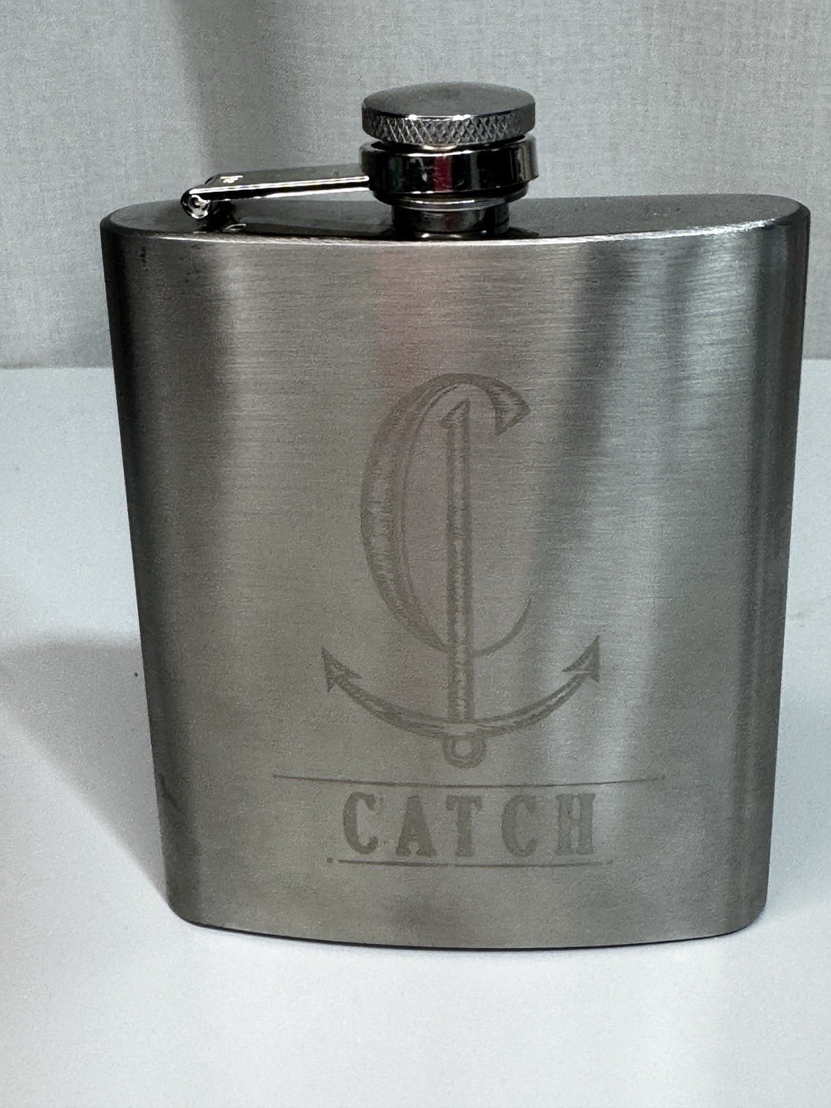 Stainless Steel 7 oz Silver Hip Flask “CATCH” Anchor Design Screw Cap