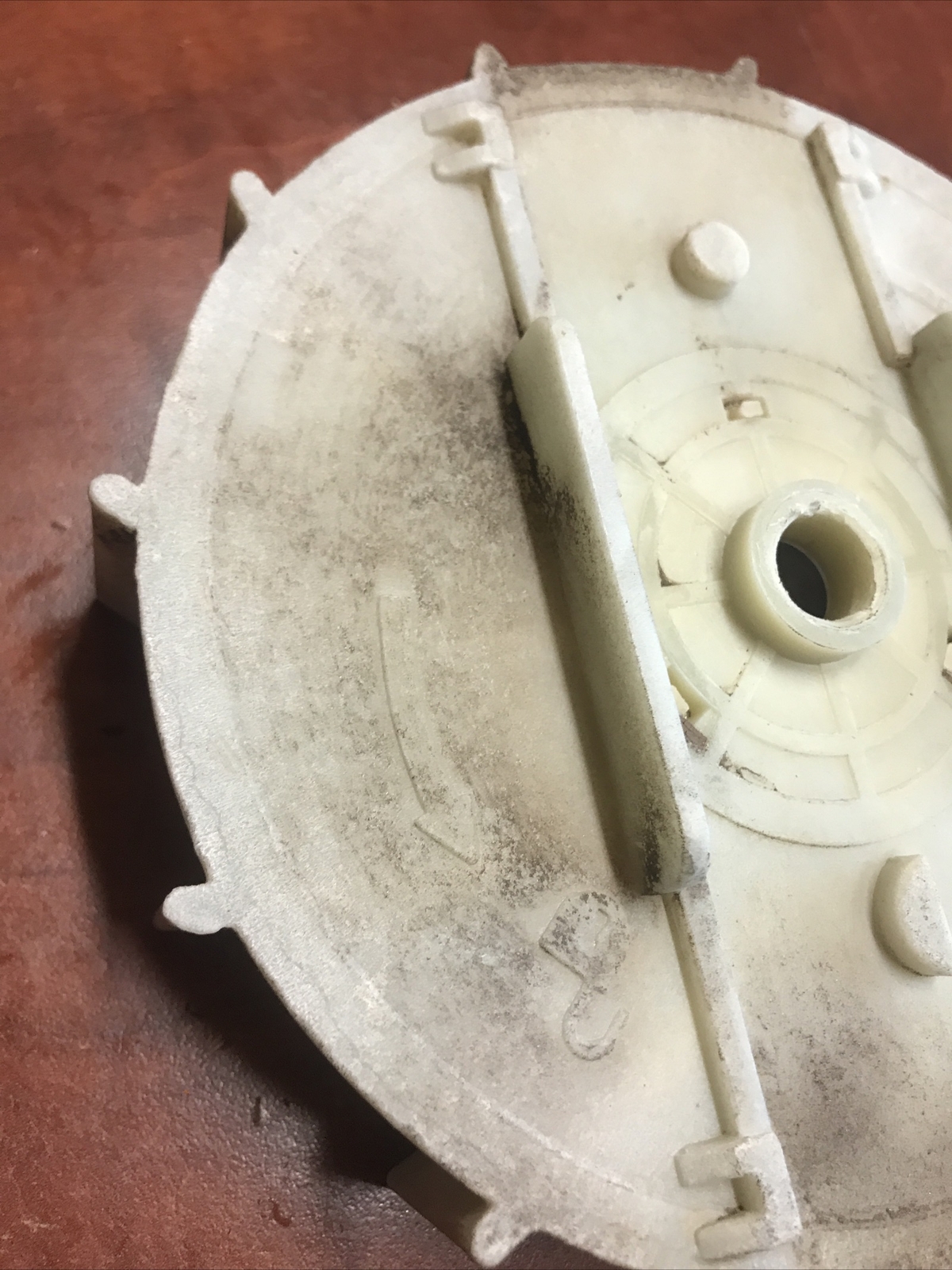 Used OEM Parts Blade Support Fan Assembly For Black&Decker MM2000 Lawnmower