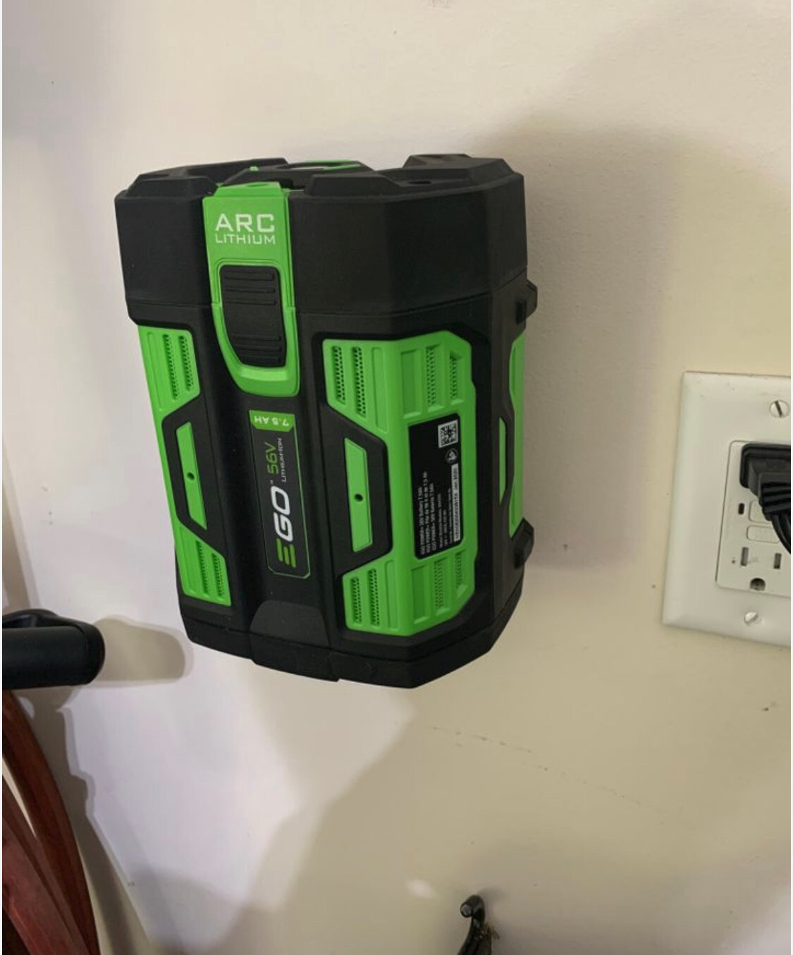 8 Pack – Battery Holder Wall Mount Shelf For EGO 56V – 3D Printed