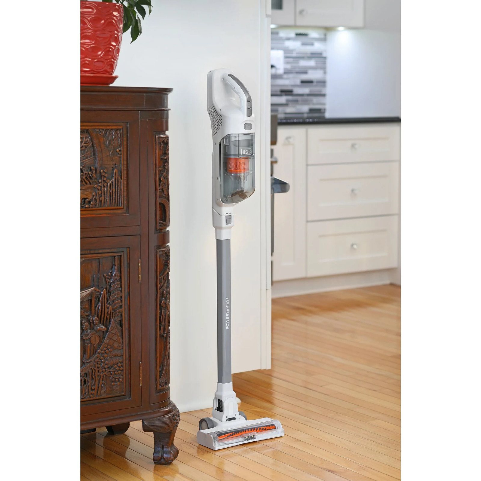 BLACK+DECKER POWERSERIES+(TM) Cordless Stick Vacuum – BHFEA520J