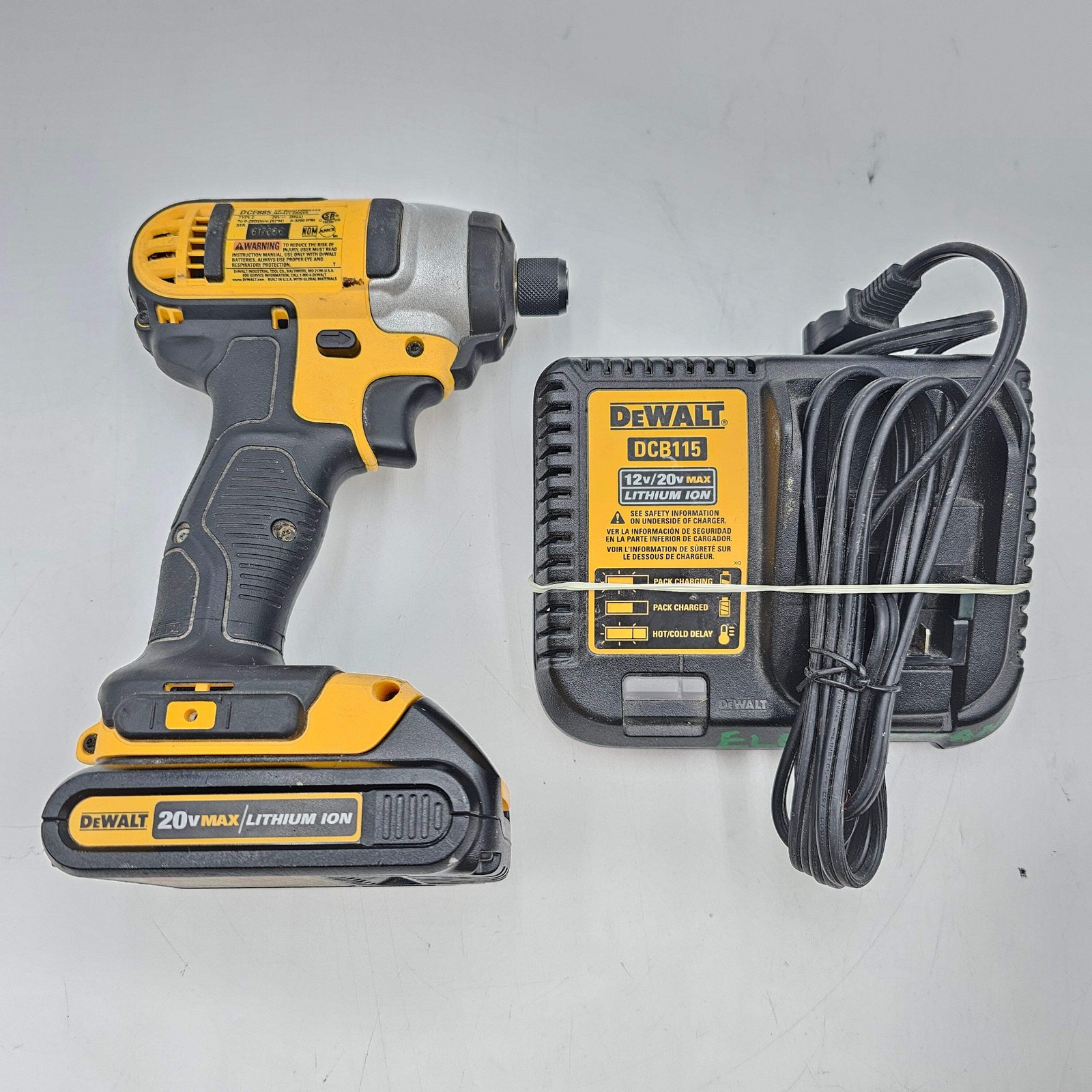 DeWalt DCF885 20V MAX 1/4″ Cordless Impact Driver