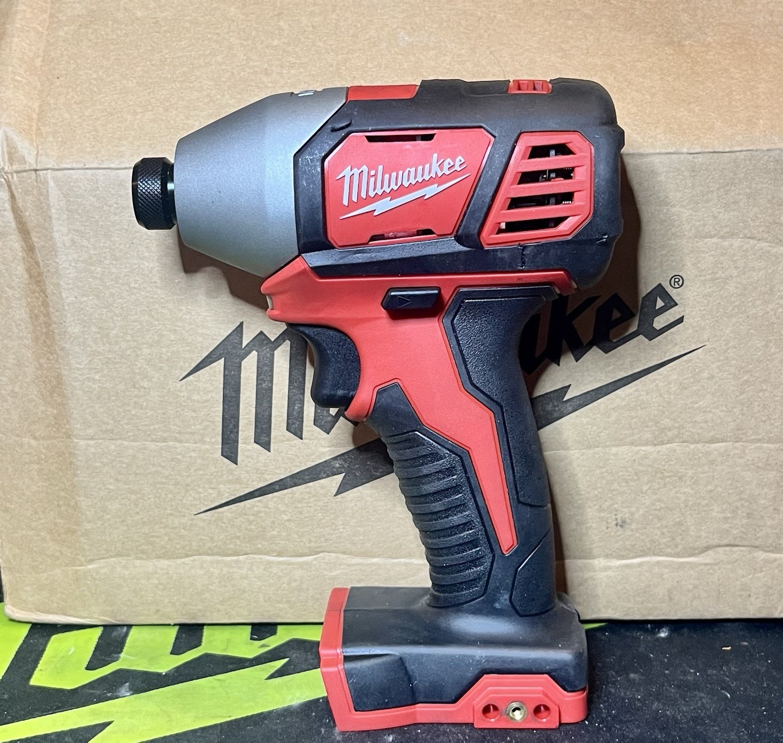 Milwaukee M18 2656-20 18V 1/4in Hex Impact Driver Tool Only Tested