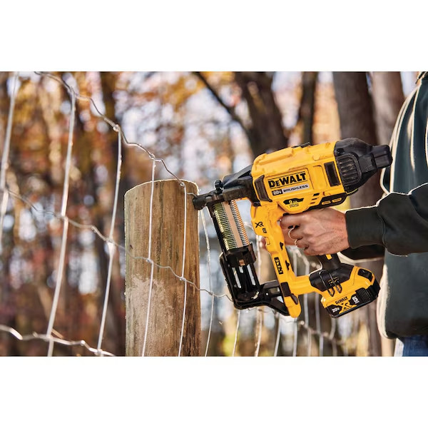 DEWALT DCFS950B 20V MAX XR 9GA Fencing Stapler Cordless Bare Tool Open Box New