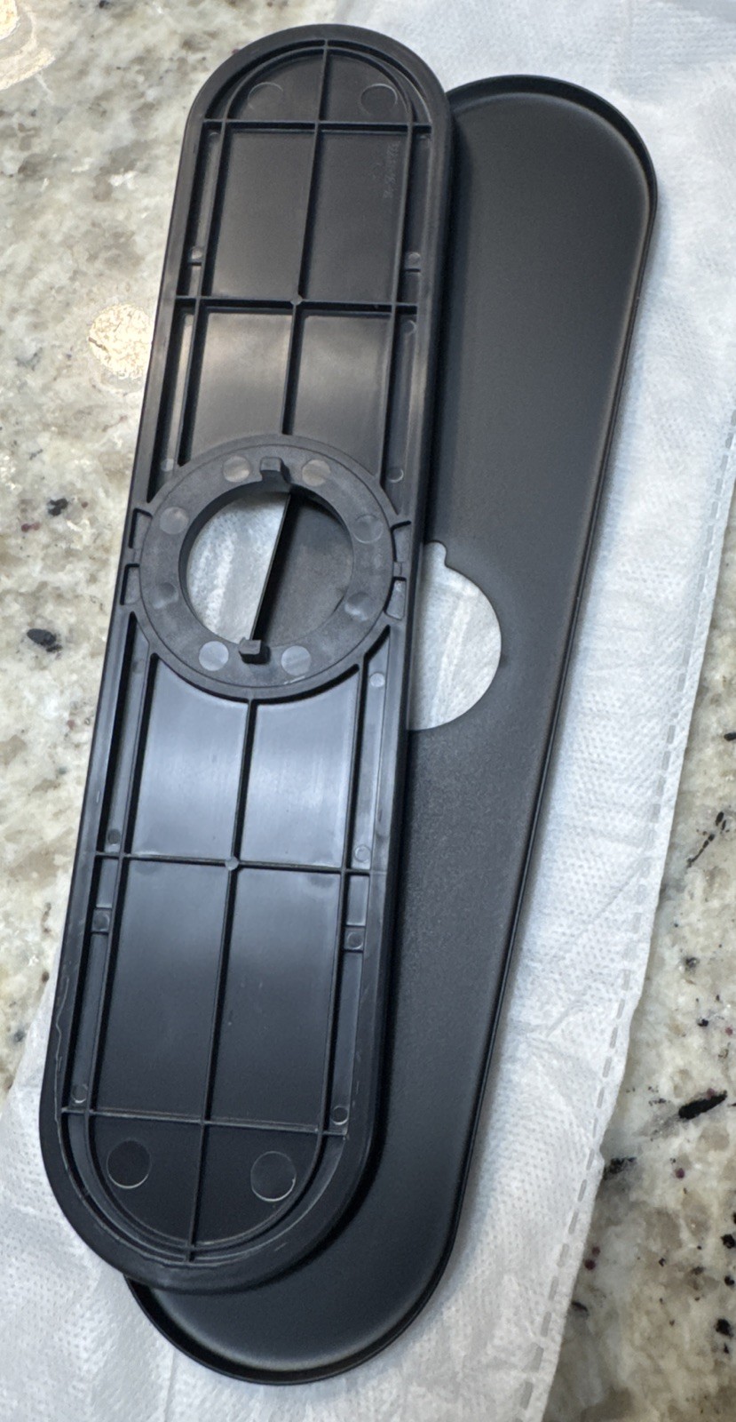 KOHLER Easmor Escutcheon in Matte Black