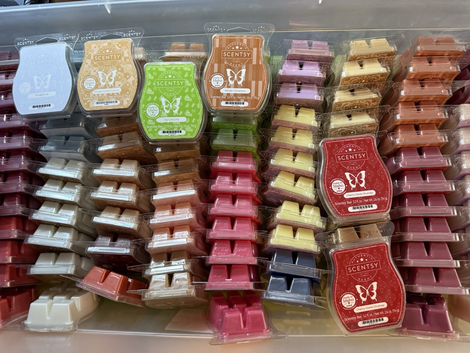 Retired & Current Scentsy Wax Bars Tarts Fragrance Melts with FREE SHIPPING!
