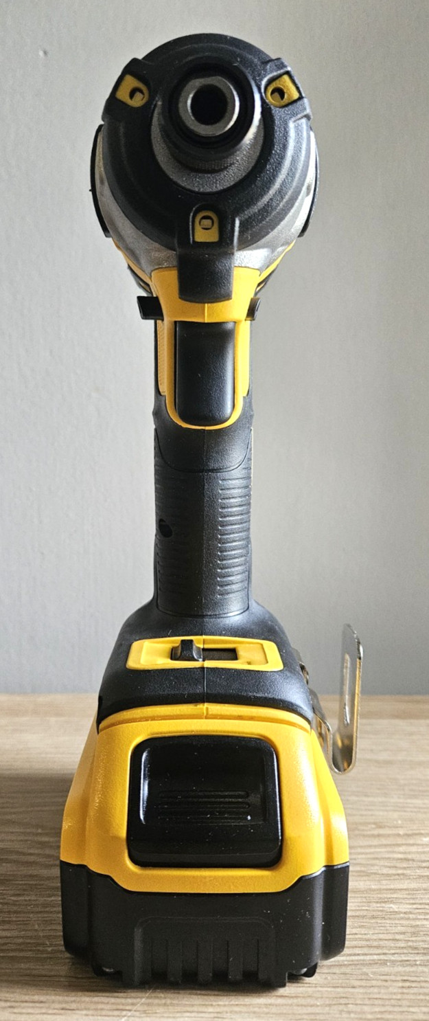 NEW DeWALT 20v Max XR Brushless 3-Speed 1/4″ Impact DCF887 w/ 5AH Battery DCB205