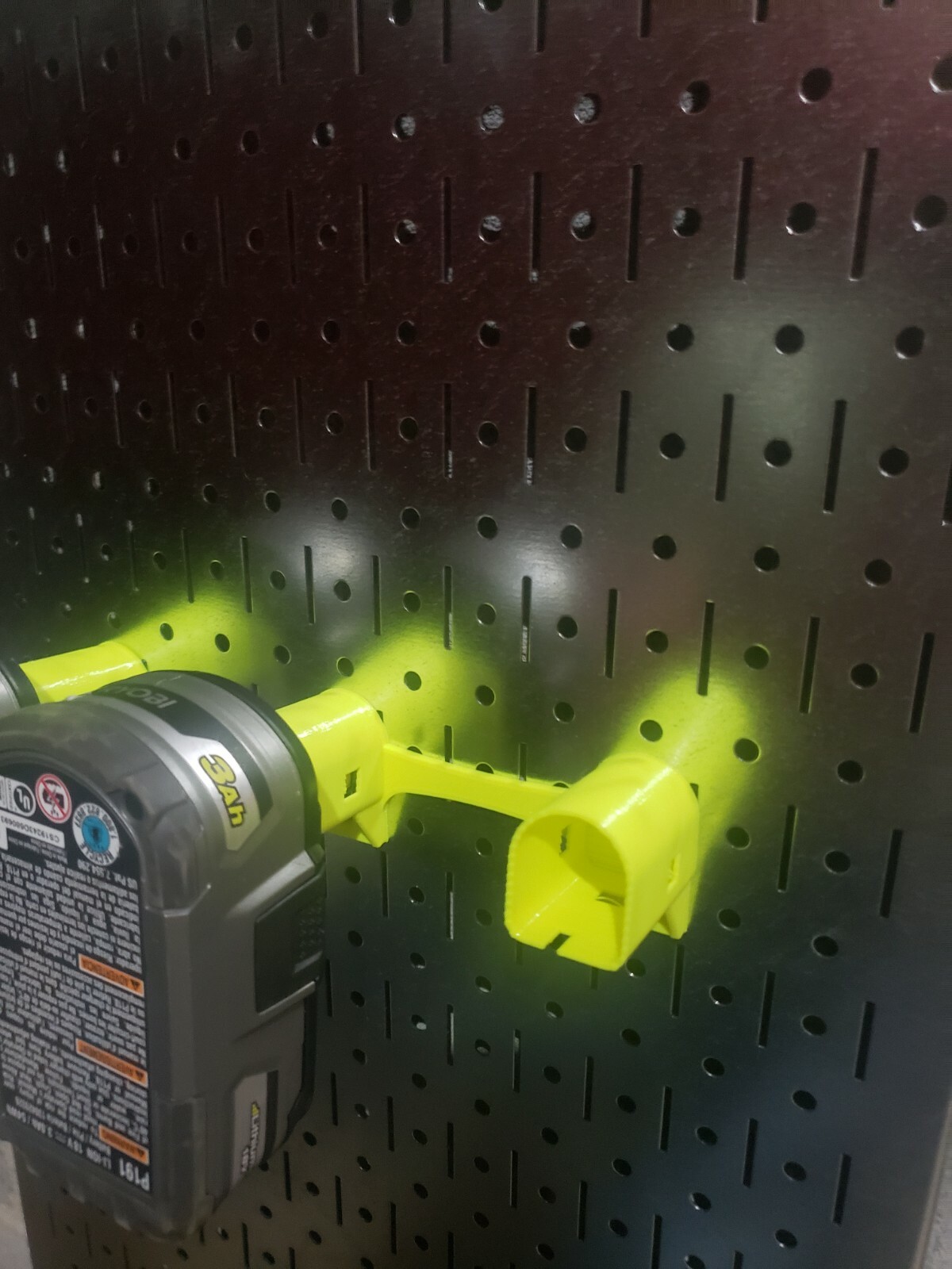 TRIPLE RYOBI GREEN Battery Holder Wall Mount for Ryobi One+ One Plus 18V
