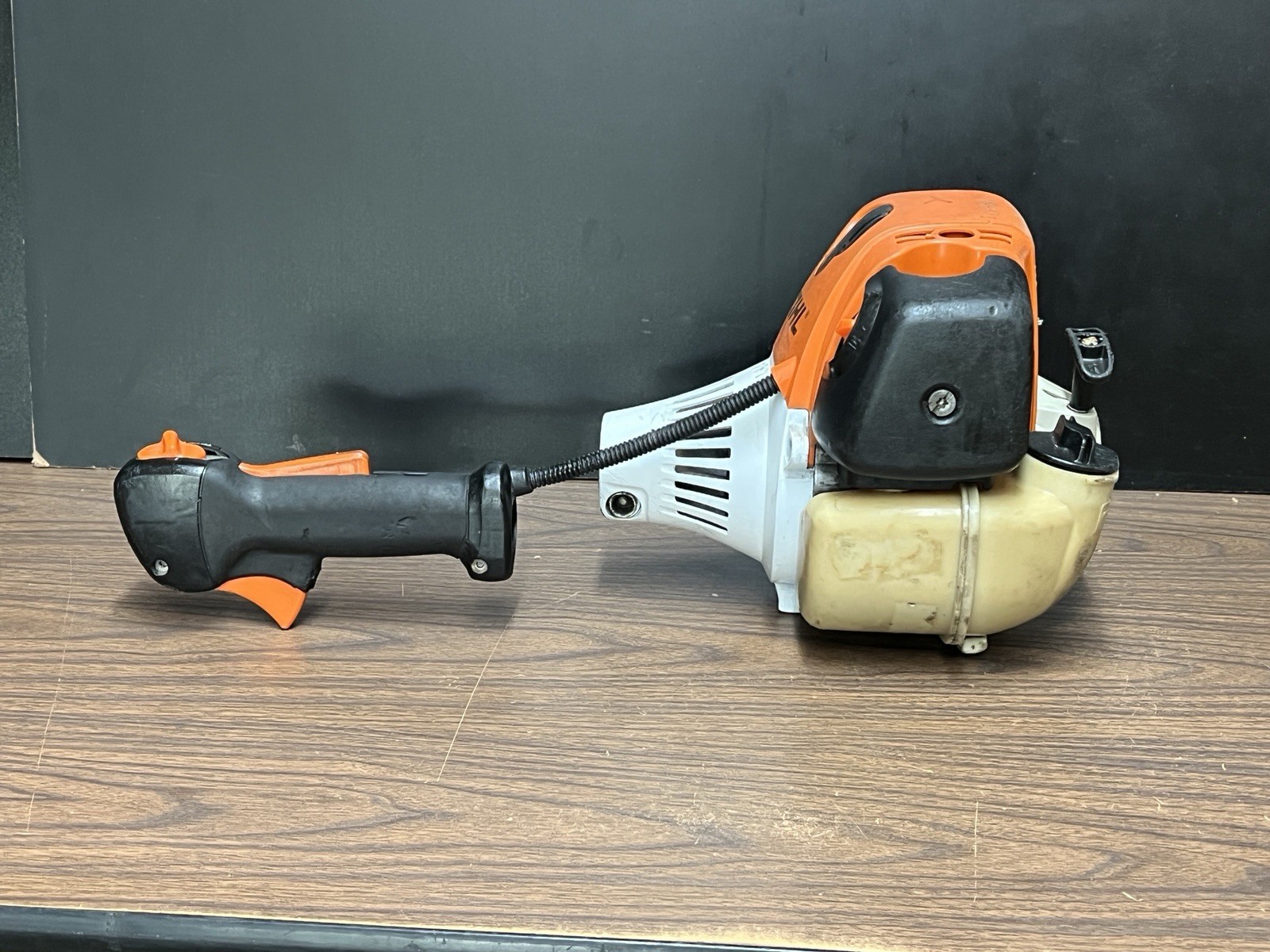 STIHL FS110R String Trimmer Engine Head 31cc Project STARTS UP RUNS Read Note 🔧