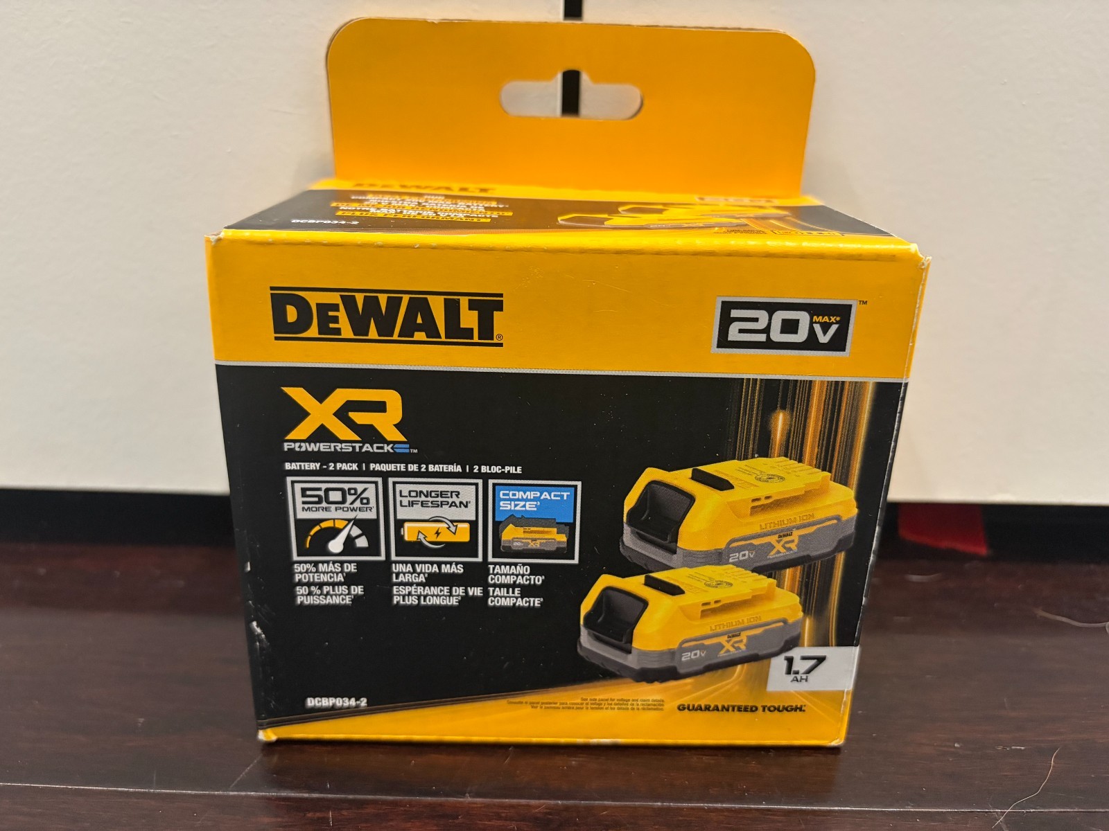 DEWALT XR POWERSTACK 20V MAX 1.7Ah Li-Ion Battery 2-Pack DCBP034-2