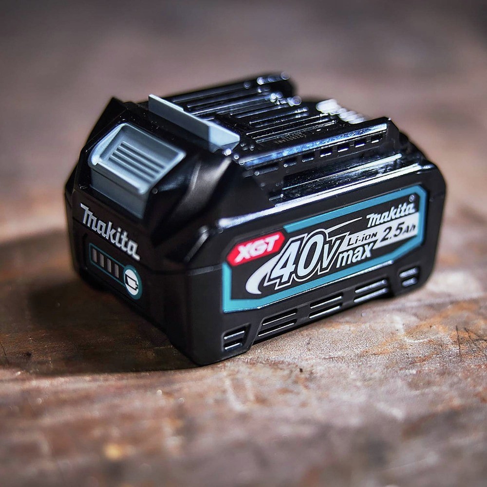 Makita BL4025 40V Max XGT 2.5 Ah Li-Ion Battery New