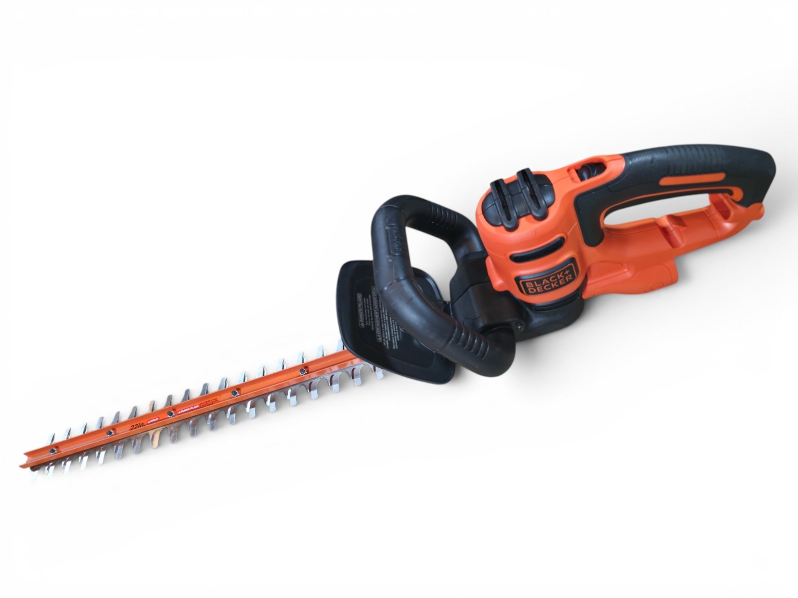 BLACK+DECKER 20 in. 3.8 Amp Corded Dual Action Electric Hedge Trimmer OPEN BOX