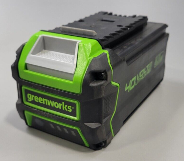 Greenworks 40V 4.0 Lithium-Ion Battery – BAF704