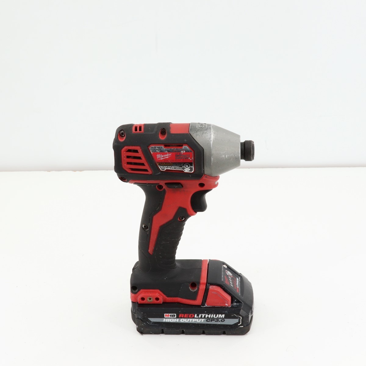 Milwaukee 2656-20 M18 1/4″Hex Impact Driver–with Charger & Battery (PZ1005512)