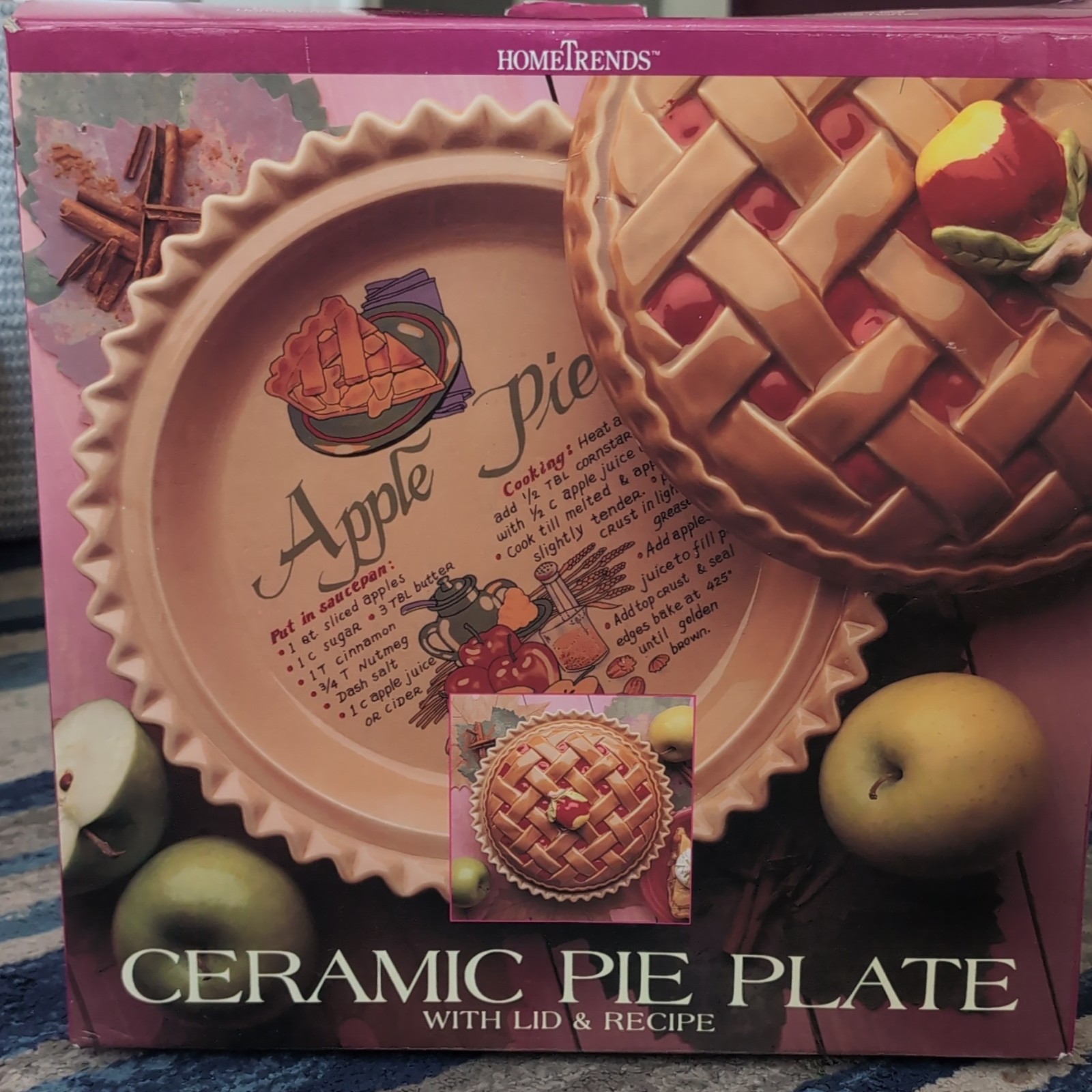 HomeTrends Ceramic 9in Round Pie Dish w/ Lid, Glazed “Apple Pie”