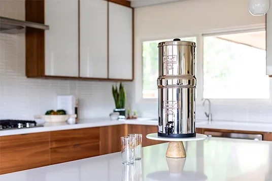 Berkey Water Filter 304 Stainless Steel Replacement Housing with Metal Spigot