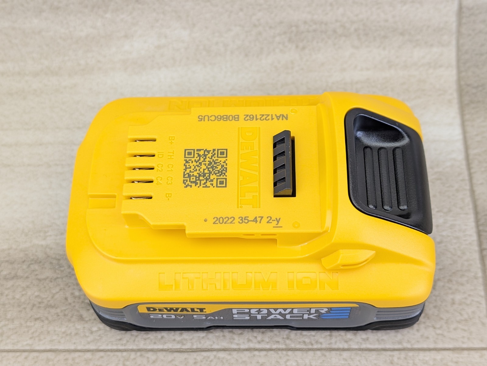 New – Open Box – DeWalt 20V MAX XR POWERSTACK 5.0 Ah 5Ah Battery DCBP520 OEM Gen
