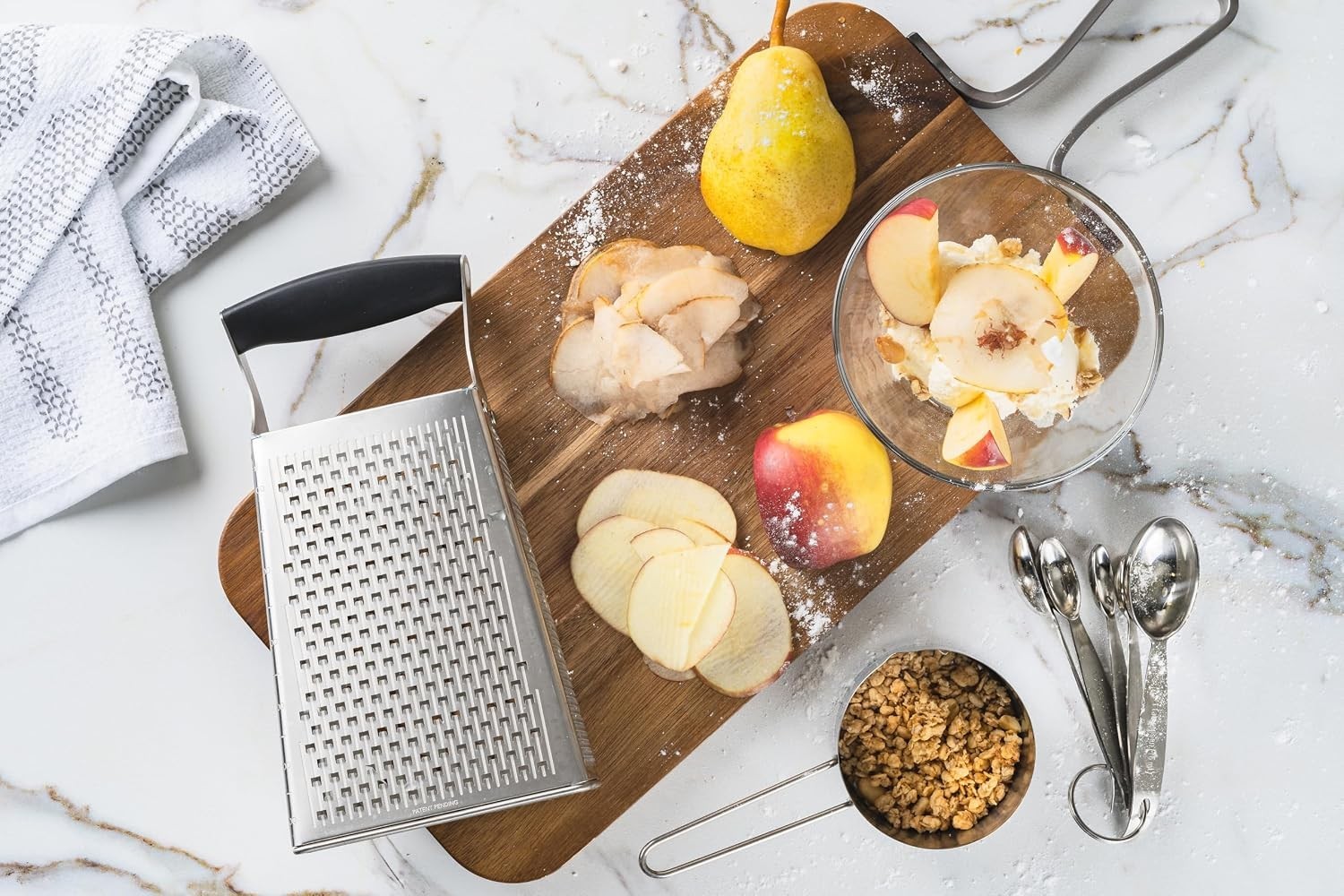 Stainless Steel Cheese Grater with Handle, 4 Sided Box Grater for Kitchen, Gi…