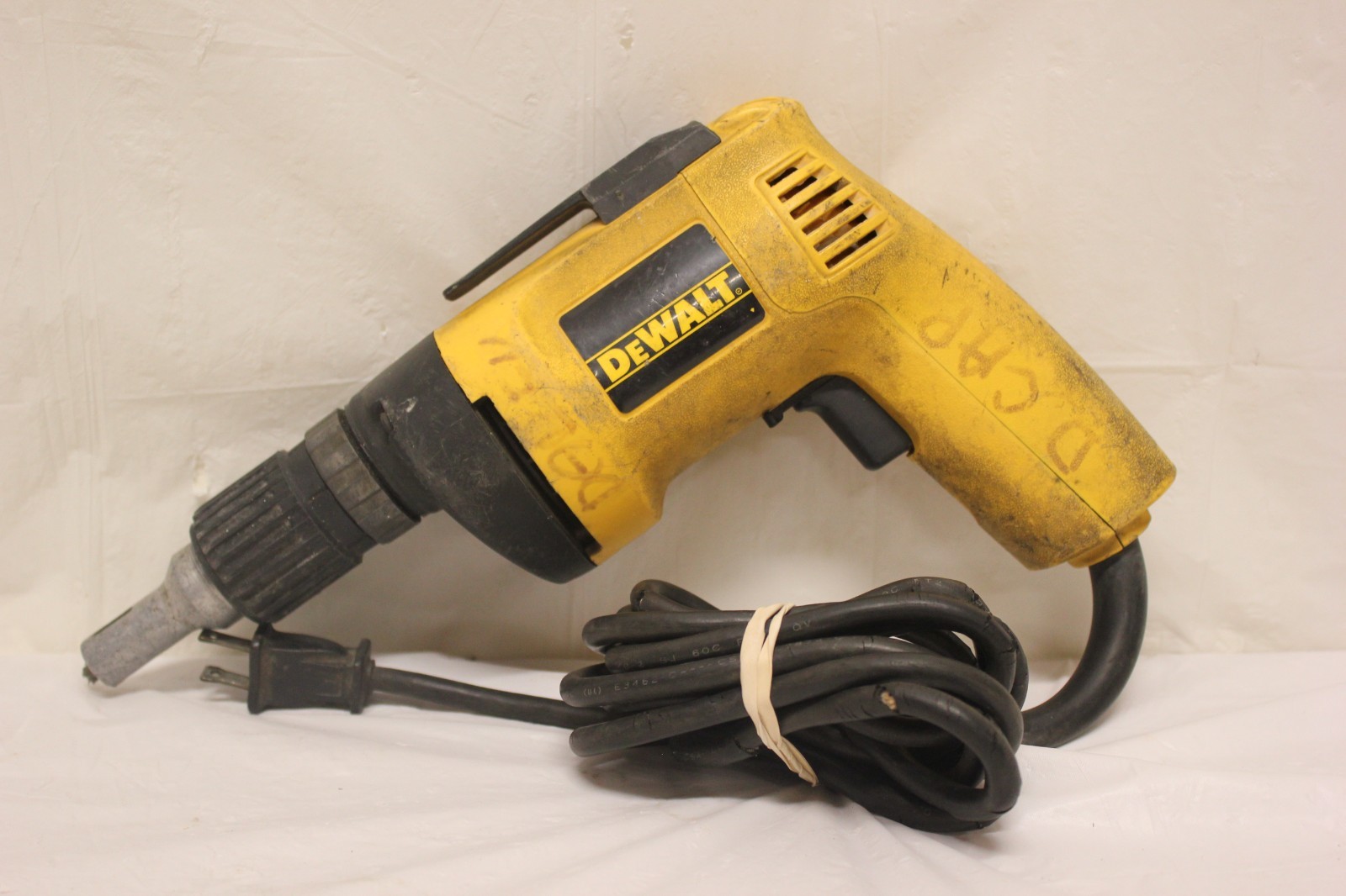 DEWALT DW250 Drywall Screwdriver Corded Electric 120V 4000 RPM Yellow/Black C2