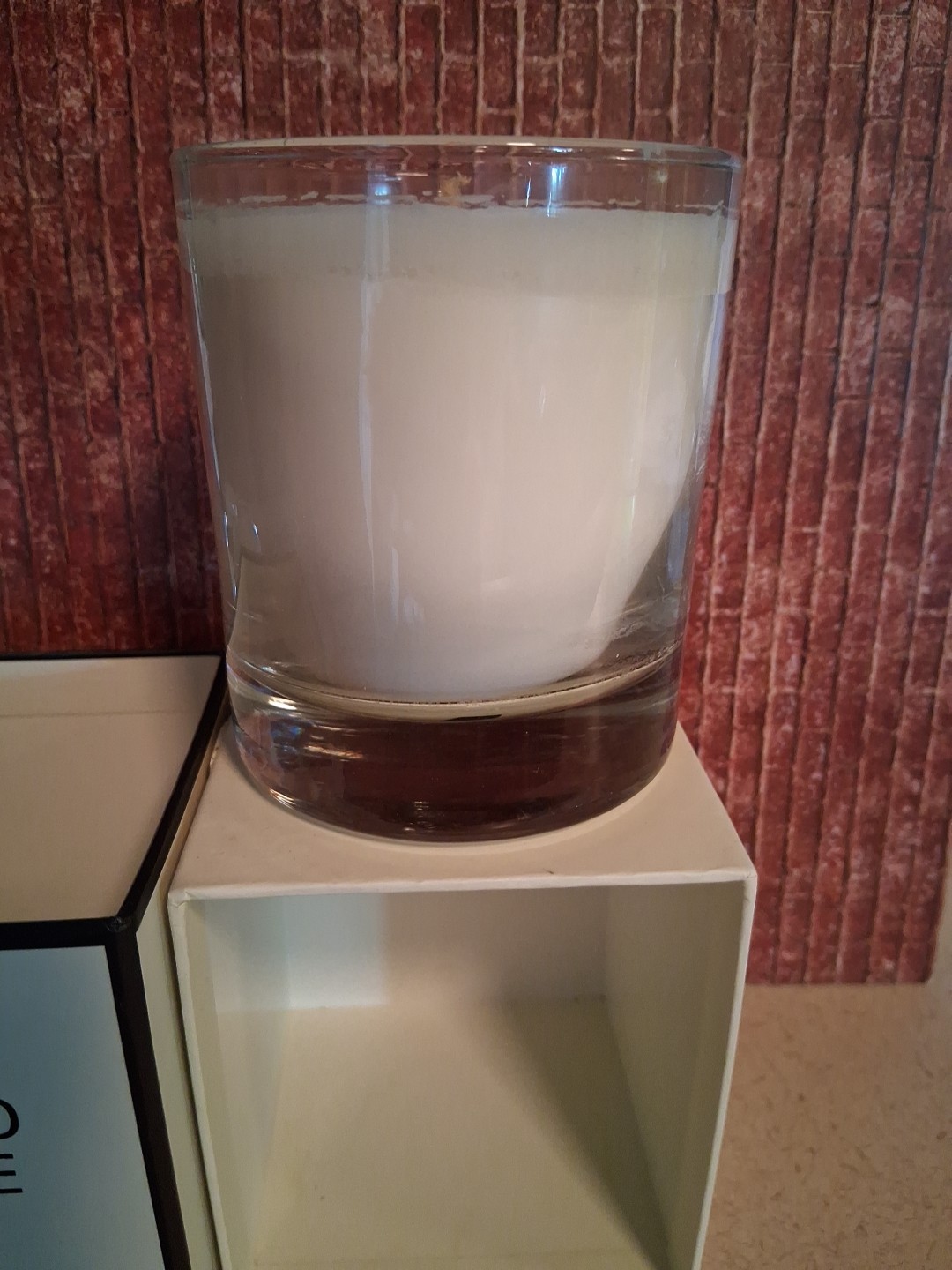 HEYLAND & WHITTLE England Luxury Scented Candle NEROLI & ROSE 230g 8.11 Oz NEW