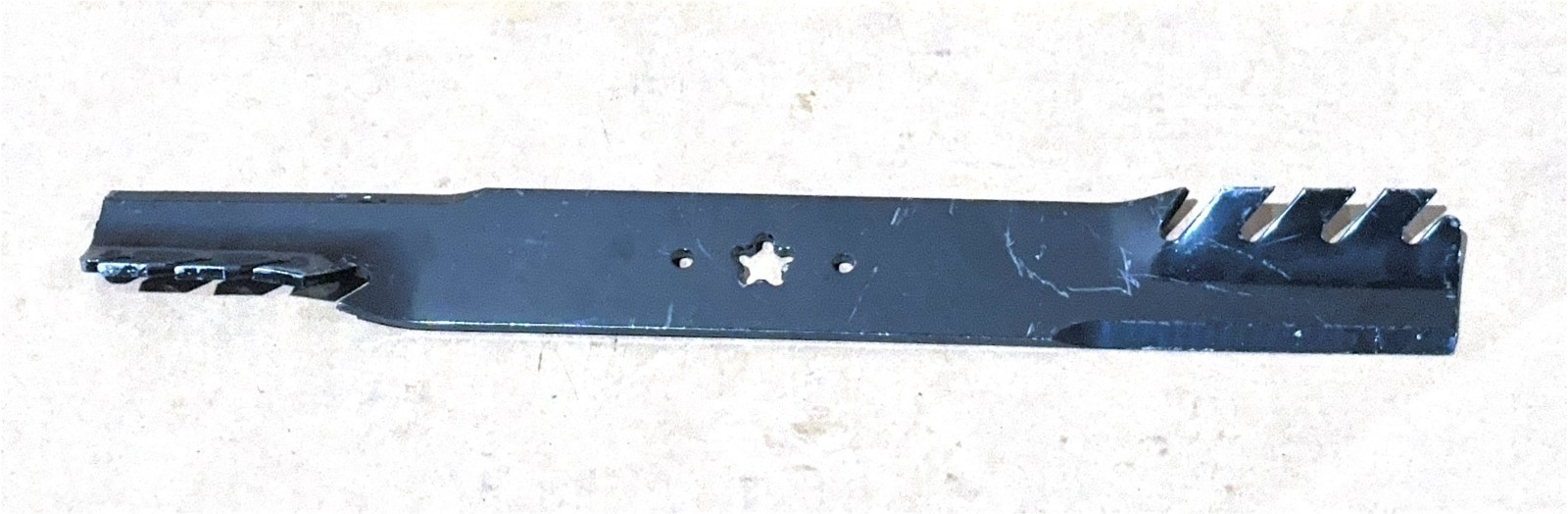 OEM Husqvarna 61″ Deck Blades Z560X MZ61 M-ZT61 521981601 539113312, 510417901