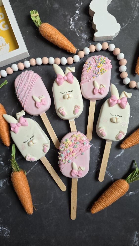 Cakesicle Mold | Medium 2.5in x 1.5in Deluxe Cutter, Popper and Tray Options