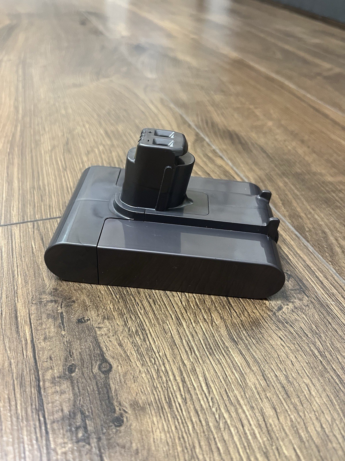 Battery for Dyson DC 31 vacuum cleaner, 22.2V 1300 mAh 30 Wh