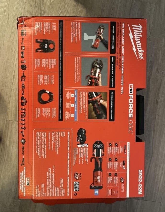 NEW Milwaukee Tool 2922-22 M18 Force Logic Press Tool With One-Key Kit w 1/2 In.