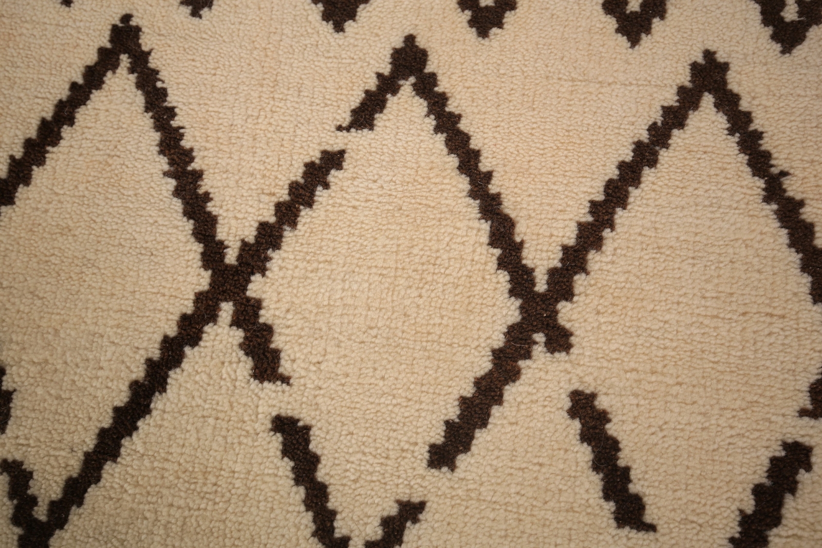 Modern Handmade Luxury Hand-Knotted Moroccan Wool Rugs for Any Room 4×6 ft