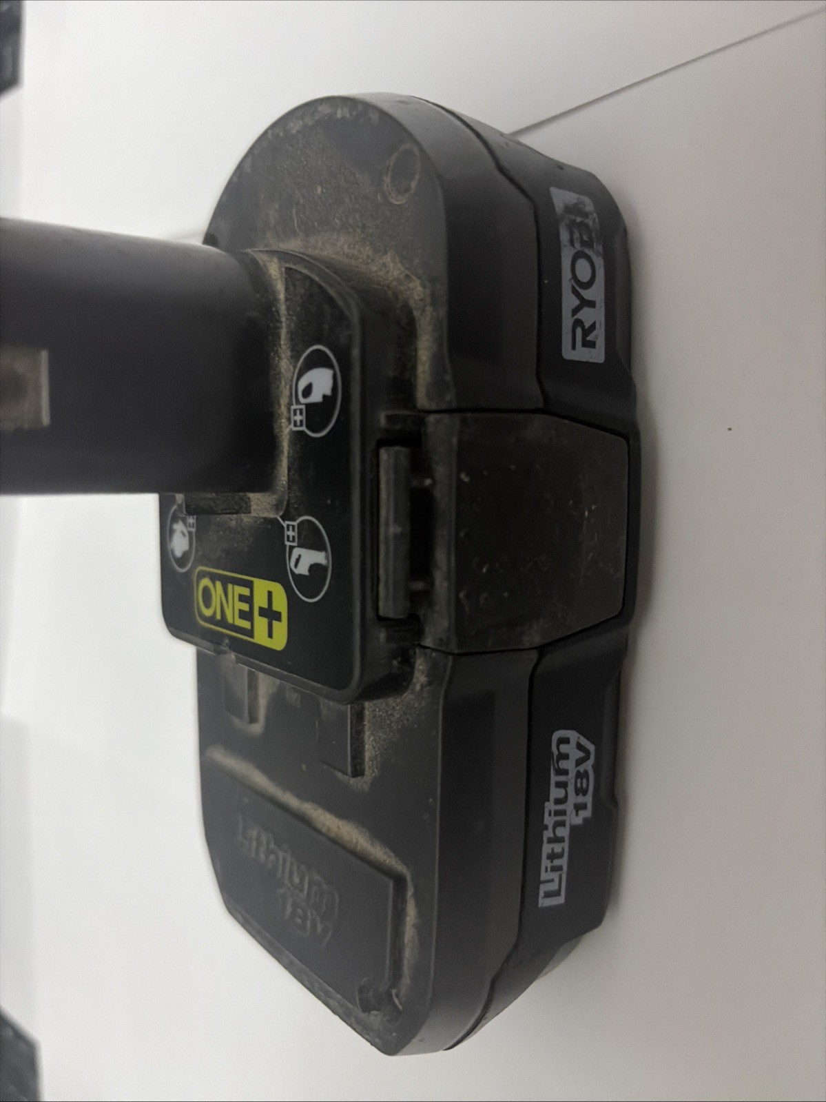 Ryobi P102 18V One+ Lithium Ion Compact Battery Untested