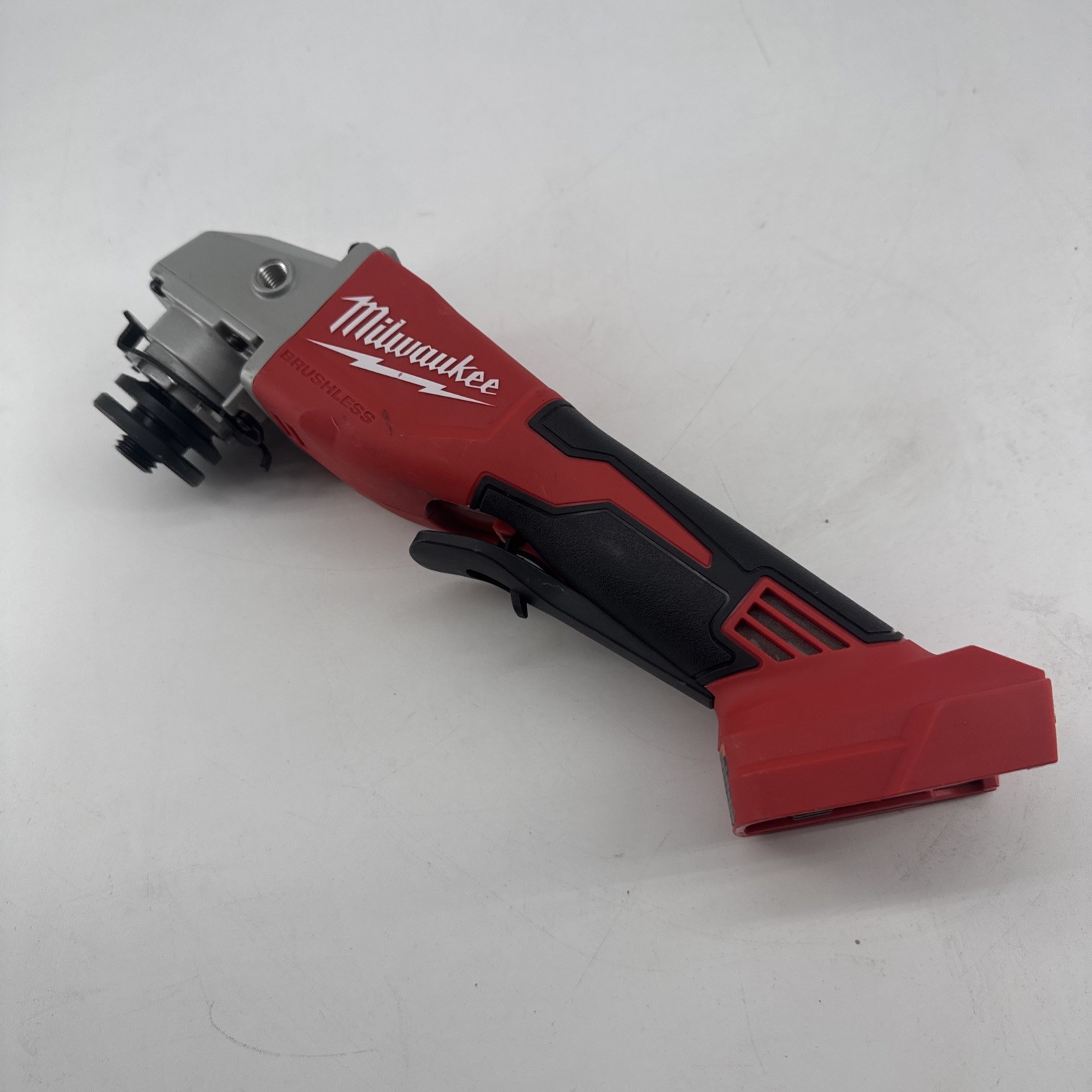Milwaukee M18 4-1/2″ / 5″ Variable Speed Braking Grinder Paddle (A418)