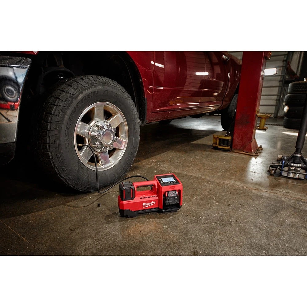 Milwaukee 18V M18 Cordless Compact Tire Inflator, On-Board Hose & Nozzle Storage