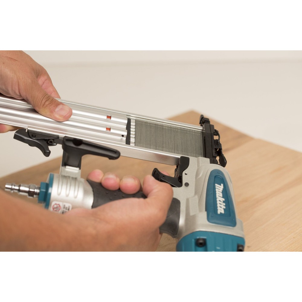 Makita AF505N-R 18 Gauge 2 in. Brad Nailer Kit Certified Refurbished