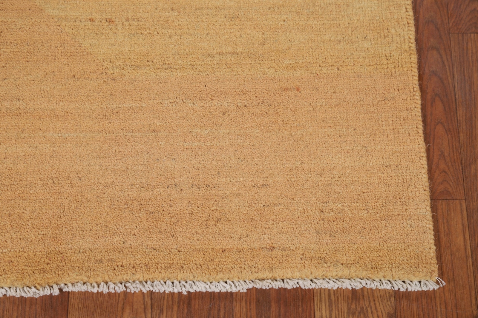 Versatile Gabbeh Solid Design Peach Wool Modern Foyer Rug Ideal for Any Room 3×4