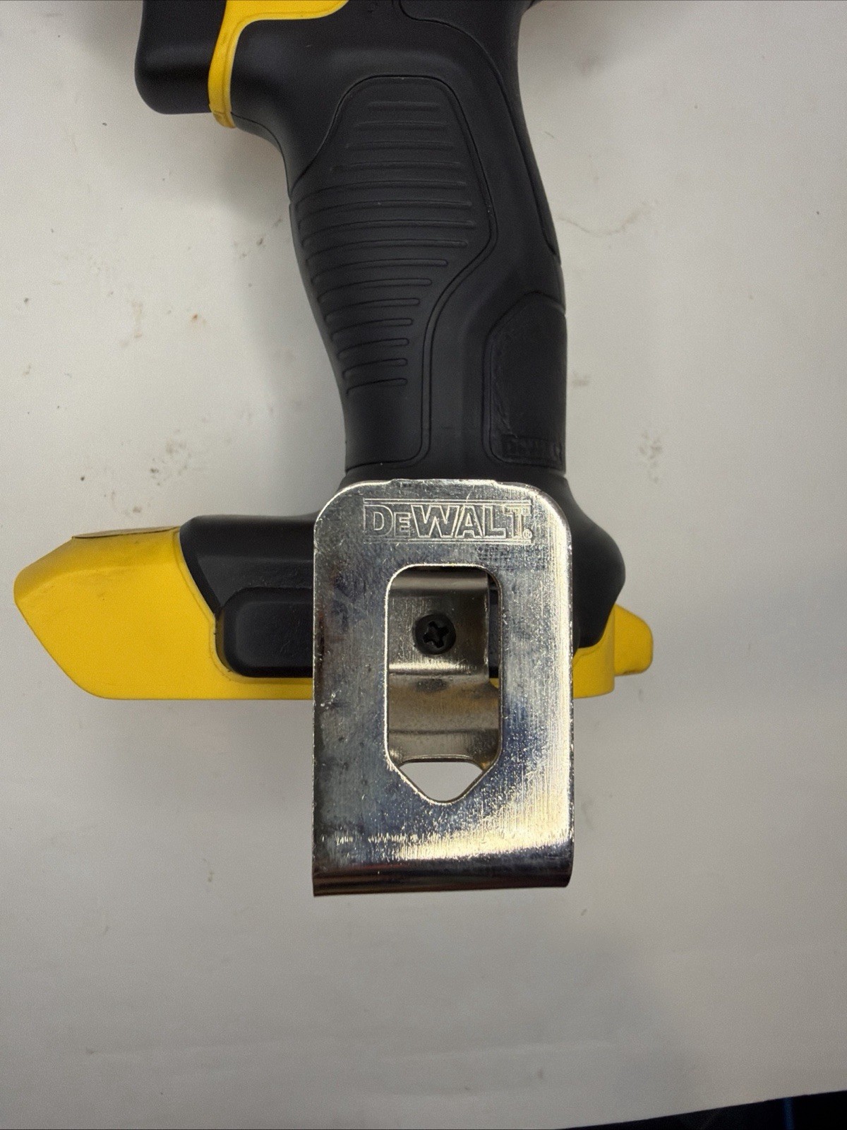Dewalt DCF885 20V Cordless Drill 1/4″ Impact Driver MINT Tool WORKING