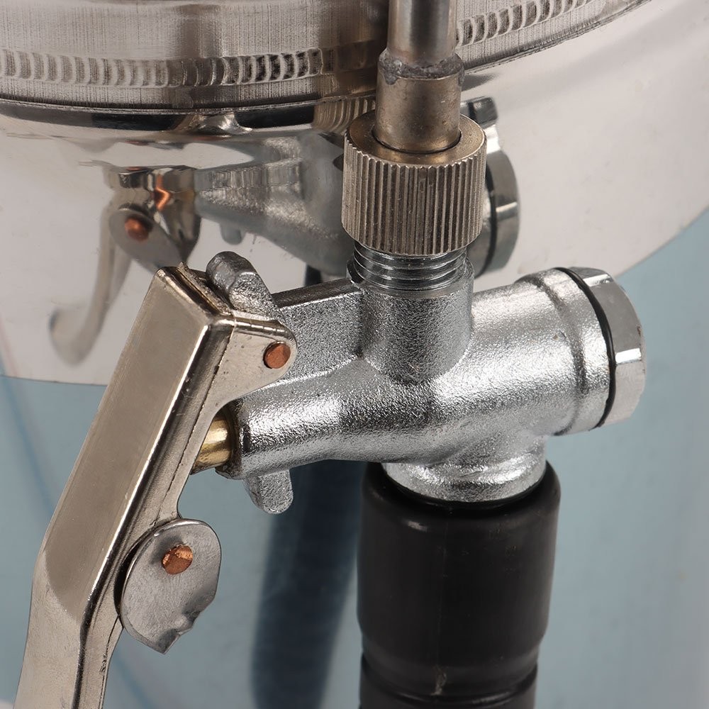 1Gallon 4L Stainless Steel Sprayer w/3′ Hose for Pesticide Clean and Sanitizing