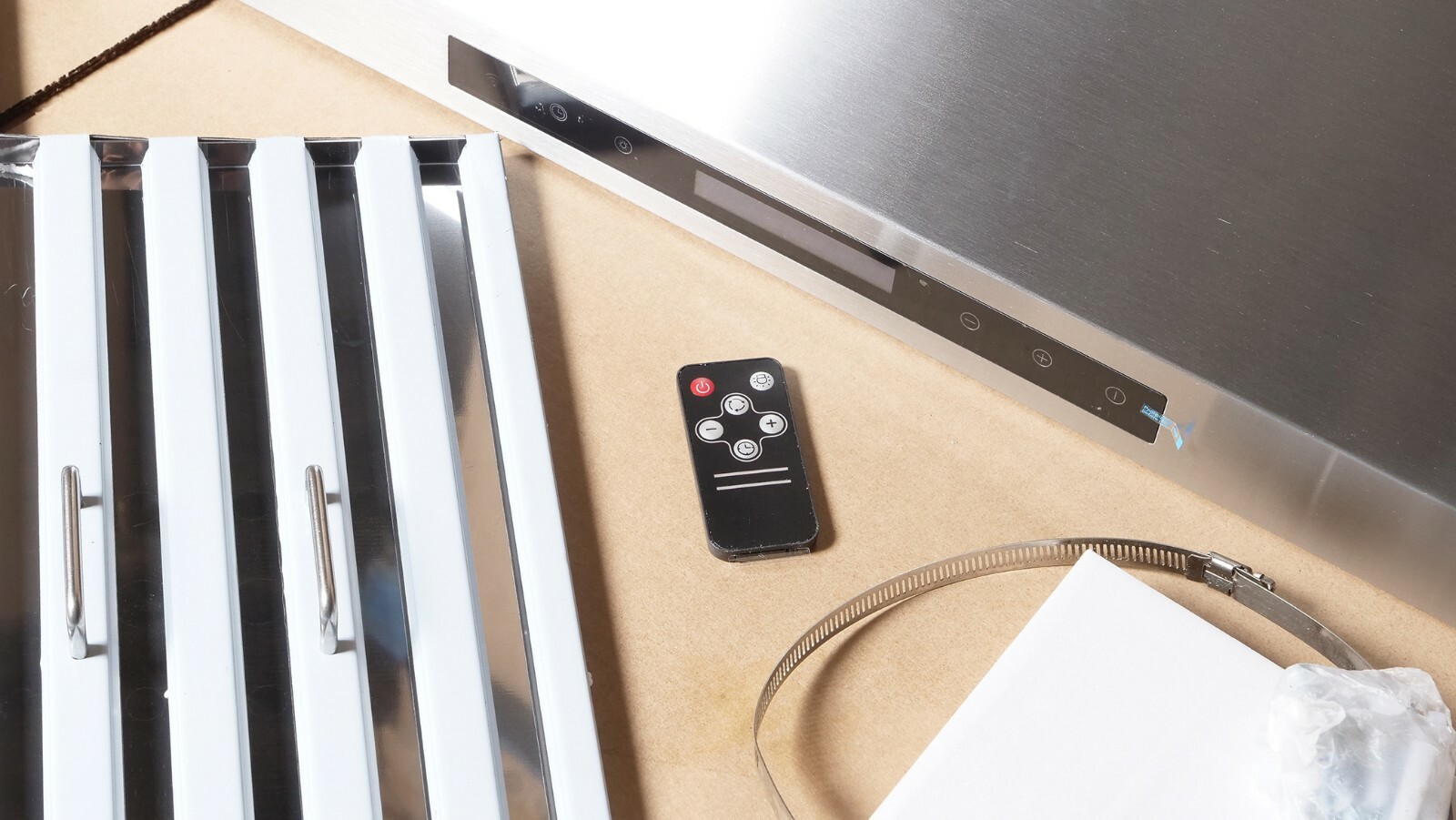 30 In. Under Cabinet Range Hood [OPEN BOX] 500 CFM, Stainless Steel LCD Controls