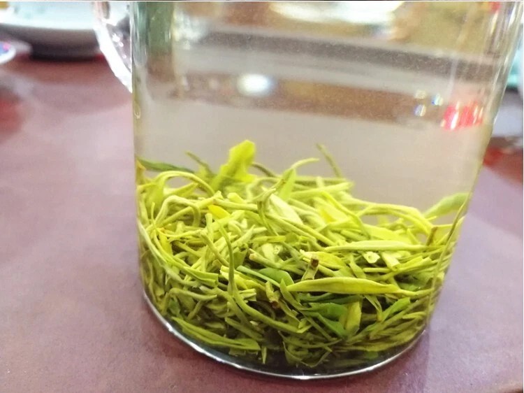 1000g spring new tea Yong Chuan Xiu Ya Tea Chongqing Yongchuan Xiu Bud Green Tea