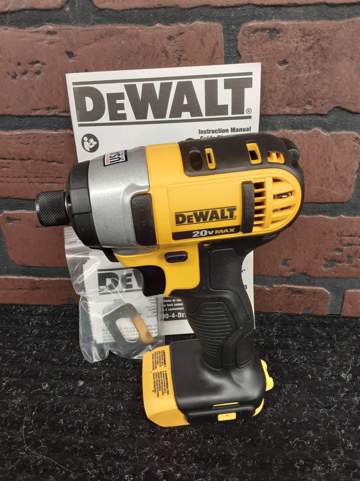Dewalt DCF885 20V MAX 1/4″ Impact Driver-***NEW***