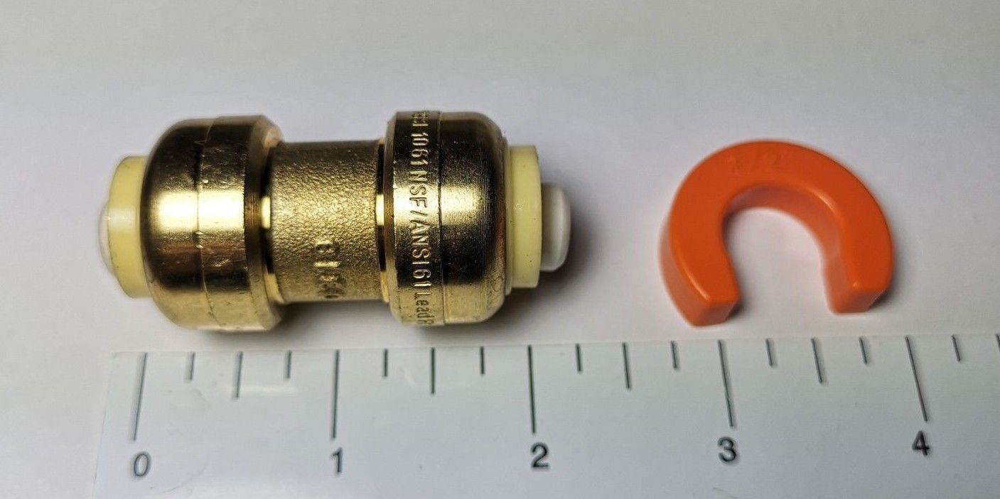 10) 1/2″ X 1/2″ PUSH FIT COUPLINGS WITH 1 FREE DISCONNECT CLIP, LEAD FREE BRASS