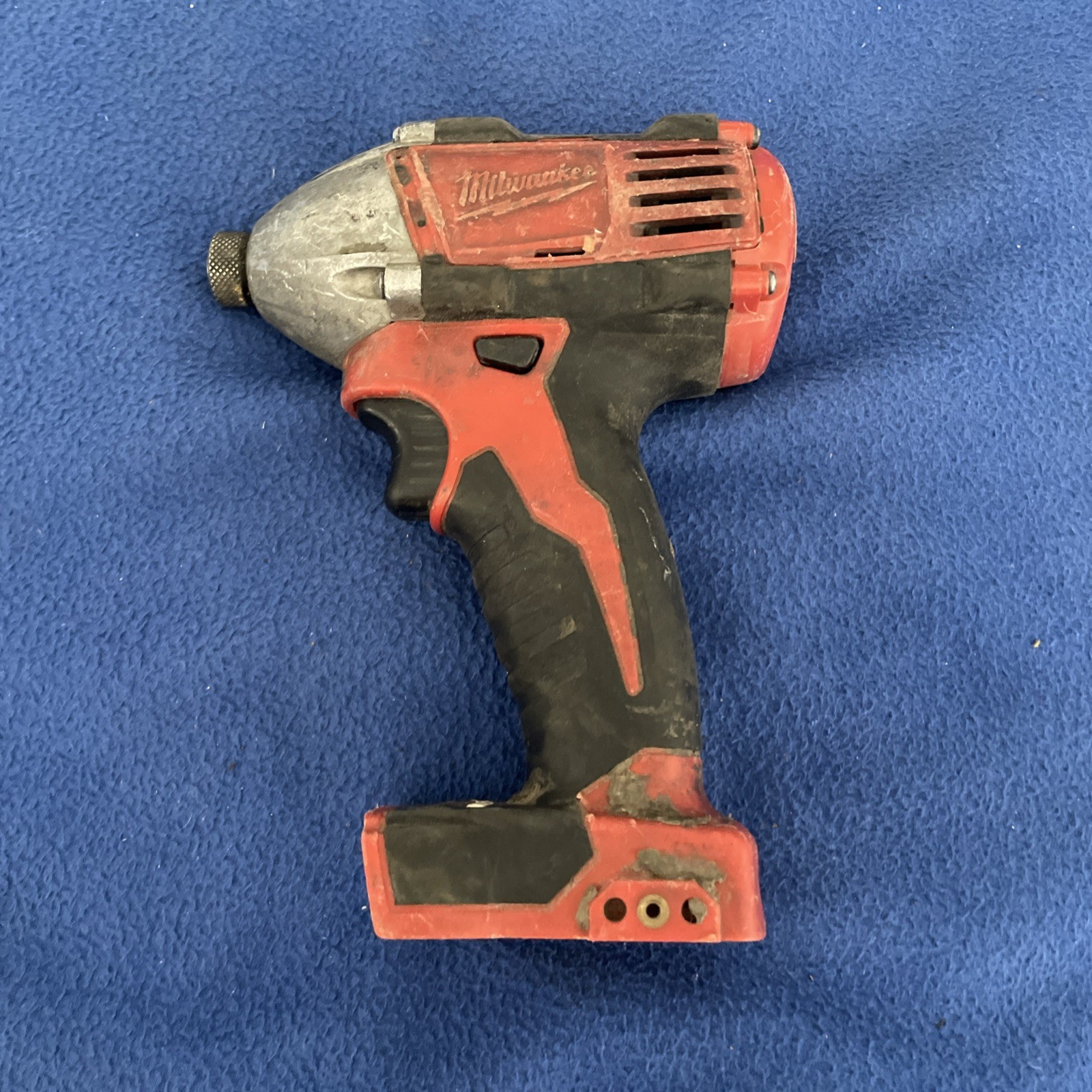 Milwaukee 2656-20 18V Cordless Impact Driver Read (needs Refurbish)