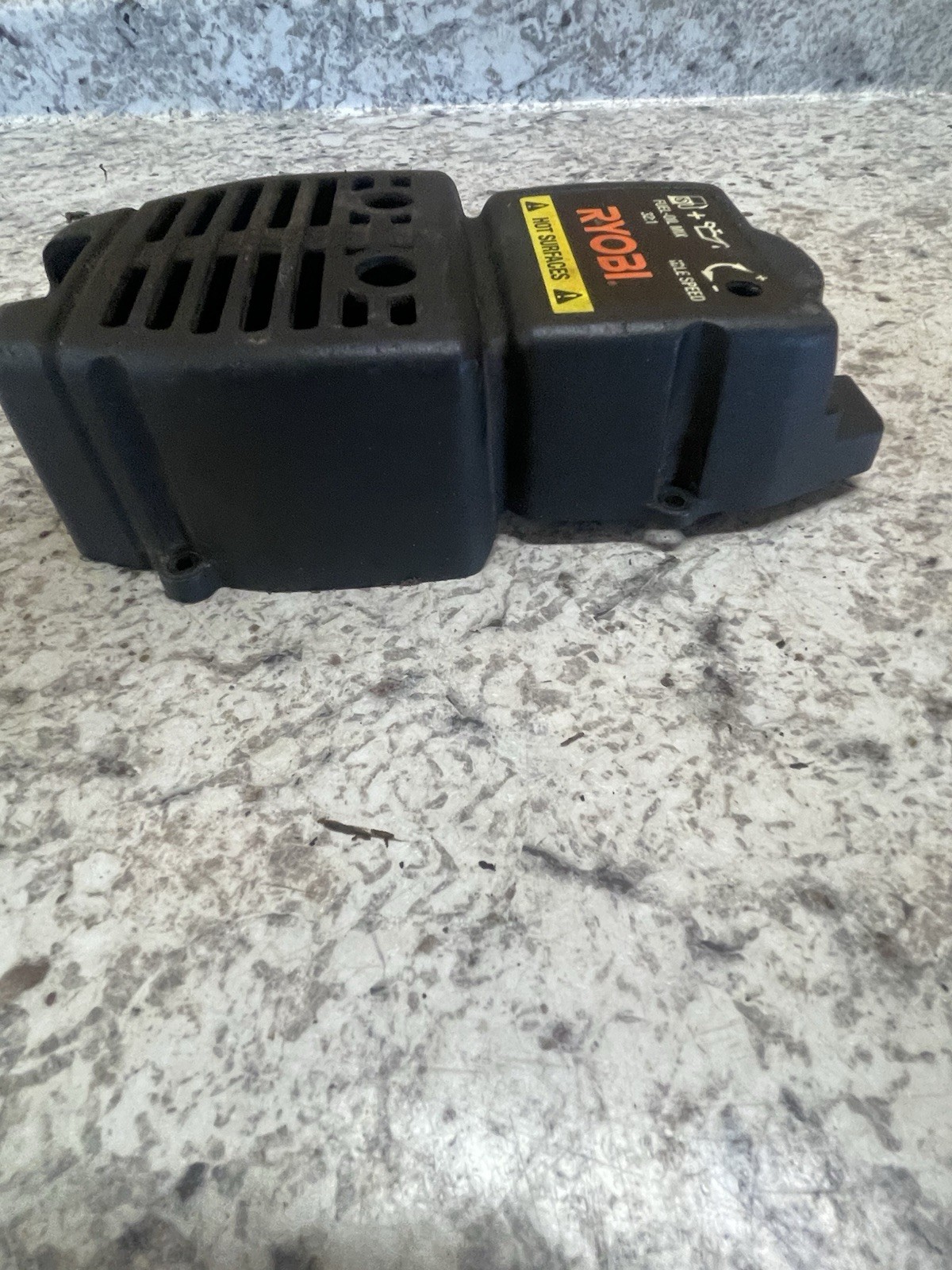 OEM Ryobi Bolens BL100 31cc 17″ Weed Trimmer Throttle Cylinder Exhaust Cover