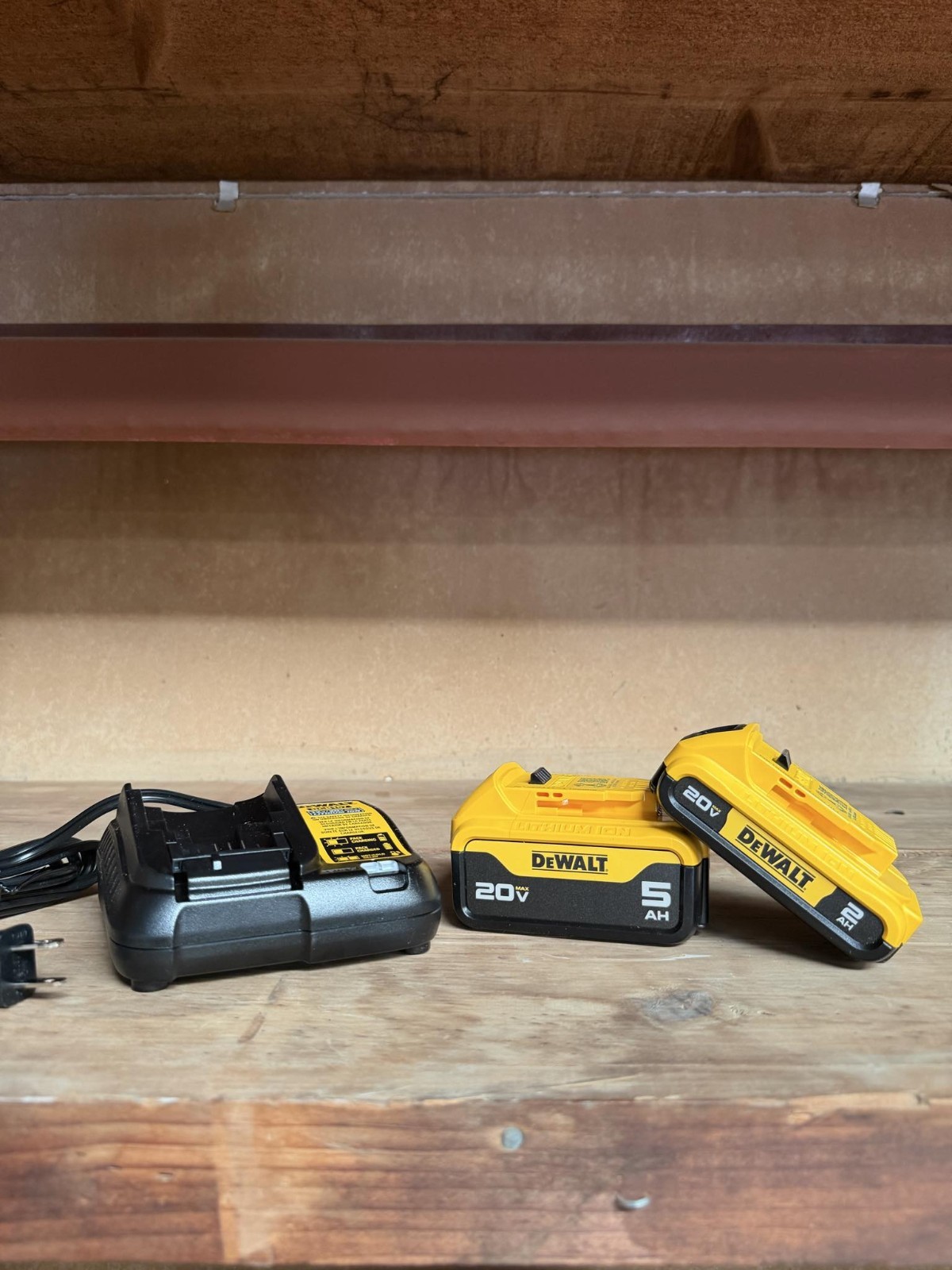 DEWALT 20V MAX XR Li-Ion 5Ah Battery Pack + Extra 20V Battery & Charger